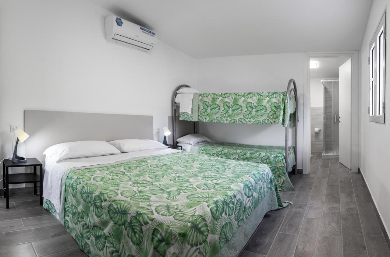 Villaggio Camping Poseidon - Bungalows & Rooms With Sea View In Nature Santa Caterina Dello Ionio Marina Εξωτερικό φωτογραφία