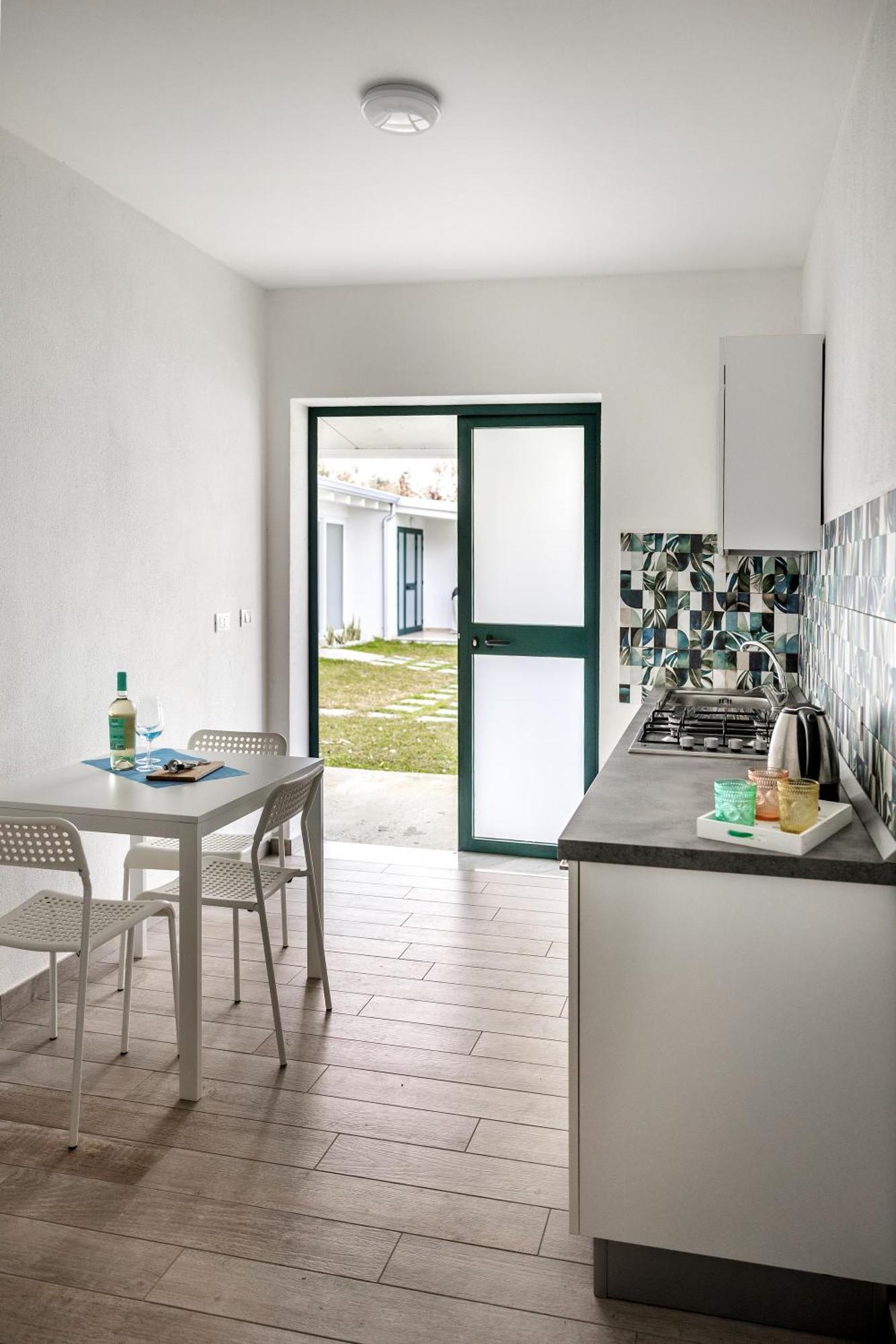 Villaggio Camping Poseidon - Bungalows & Rooms With Sea View In Nature Santa Caterina Dello Ionio Marina Εξωτερικό φωτογραφία